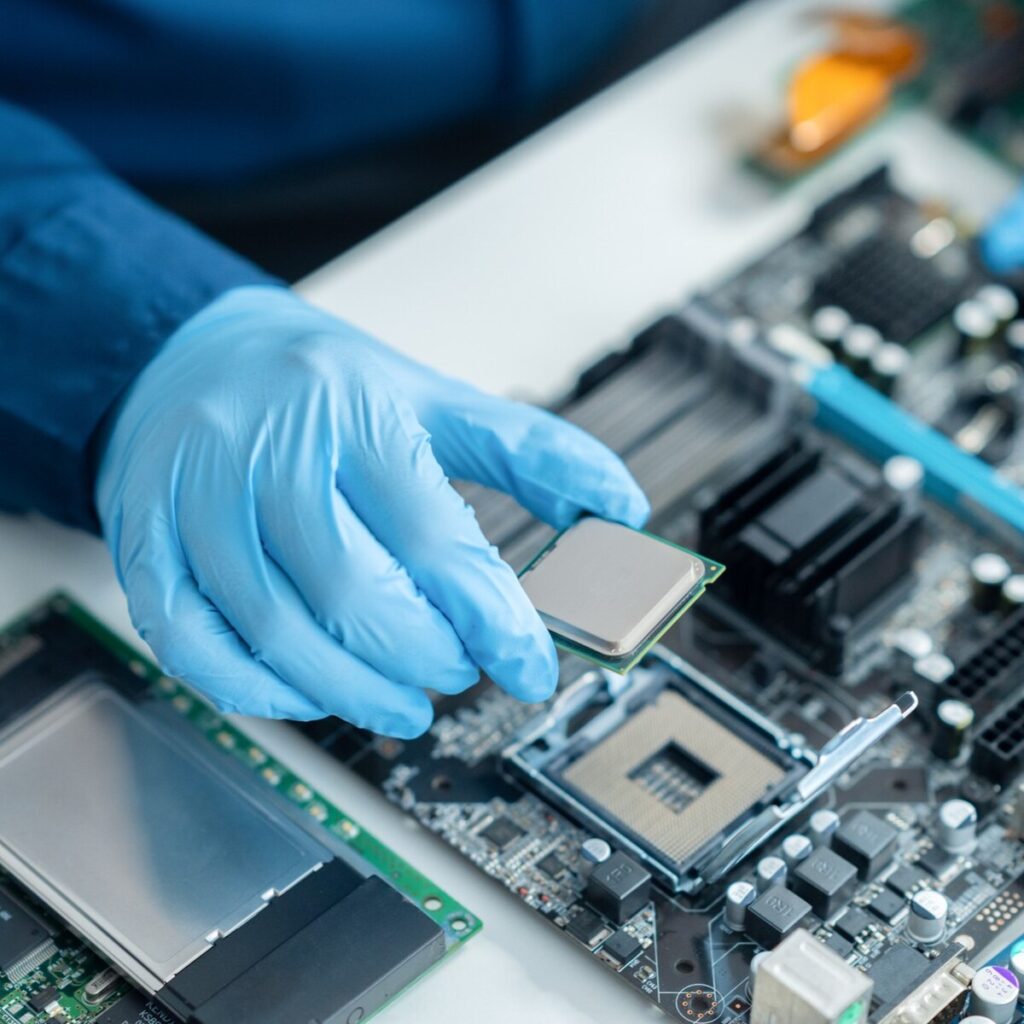 半導体バブルは崩壊する?いつまで続くのか、AI・熊本・宇宙株の未来を徹底解説